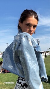 charlotte-lawrence-at-coachella-instagram-pictures-and-video-april-2019-0.jpg
