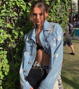 charlotte-lawrence-at-coachella-instagram-pictures-and-video-april-2019-3.jpg