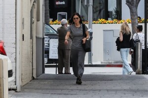 courteney-cox-out-in-beverly-hills-04-11-2019-3.jpg
