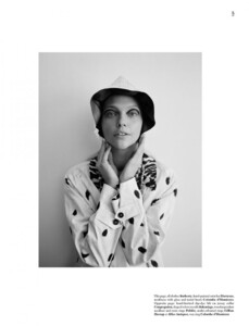 dazed-april-2019_sasha_ben-toms_agata-belcen-3-copy39cc7c645f2efcd51a985a0bf6a4fb83_thumb.thumb.jpg.cd803dcc10d188d3a857a00f7ab32d9b.jpg