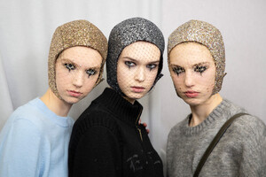 dior-hc-bks-m-rs19-0615.thumb.jpg.d41361e06838e99c7b820a112b0b9a64.jpg