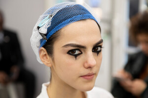 dior-hc-bks-m-rs19-0632.thumb.jpg.79f369db6720461f9c228c20a0f1a076.jpg