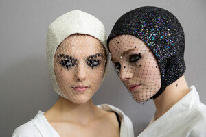 dior-hc-bks-m-rs19-0654.thumb.jpg.3c61ea49ee9726502880ff274b548bfa.jpg