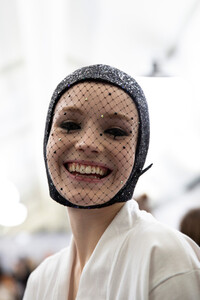 dior-hc-bks-m-rs19-0689.thumb.jpg.4bb50ed2110323fbf11b78ec5b07bc87.jpg