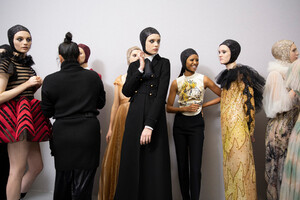 dior-hc-bks-m-rs19-1127.thumb.jpg.74a95ff7926c9d384306d6798b148c25.jpg