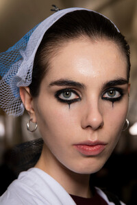 dior-hc-bks-v-rs19-7261.thumb.jpg.ab99eb058e763d3b90f8f9671df57a0e.jpg