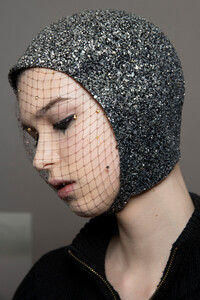 dior-hc-bks-v-rs19-7293.thumb.jpg.f8e0d200ba7a91f4b319c19a59cbac10.jpg