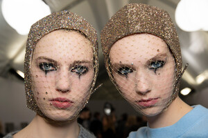 dior-hc-bks-v-rs19-7298.thumb.jpg.b0b4d0cd2d2d71ed7598b6d6ad09c7db.jpg