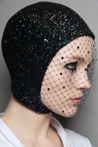 dior-hc-bks-v-rs19-7317.thumb.jpg.f877b6732917d1ced071030449d87aee.jpg