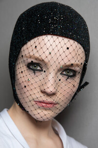 dior-hc-bks-v-rs19-7321.jpg