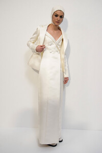 dior-hc-bks-v-rs19-7468.thumb.jpg.b89560401a48688007ce8698fc7766c1.jpg