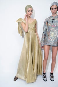 dior-hc-bks-v-rs19-7492.thumb.jpg.505a207c8abc7bcd387e638a5d810220.jpg