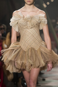 dior-hc-clp-rs19-0663.thumb.jpg.5a925af88a452173c6cbfa821f96d64c.jpg