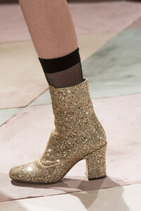 dior-hc-clp-rs19-0682.thumb.jpg.ef13aaa6e94fa171b095a890997a375f.jpg