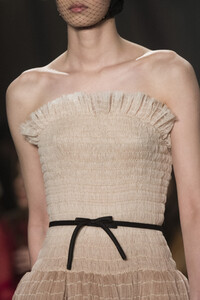 dior-hc-clp-rs19-0696.thumb.jpg.c2465a4149888115b59e047e257e6780.jpg