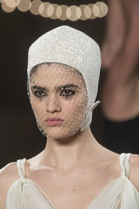 dior-hc-clp-rs19-0804.thumb.jpg.d9c86f08fe01c36b93521afe1b3330fc.jpg