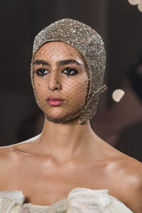 dior-hc-clp-rs19-0939.thumb.jpg.7a18623efa9a9015a8b415bf33e60943.jpg