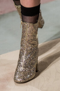 dior-hc-clp-rs19-1035.thumb.jpg.b3c7a876fbbea6fa5b90659cc623825b.jpg