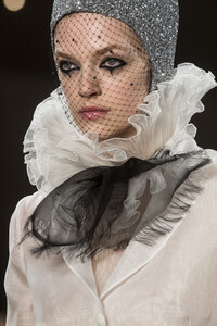 dior-hc-clp-rs19-1091.thumb.jpg.f526b51caf67a373e90a67be073933cc.jpg
