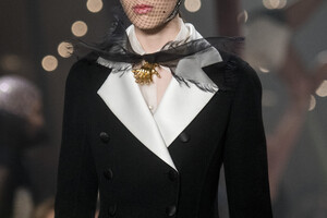 dior-hc-clp-rs19-1134.thumb.jpg.6ccd00f88b1e675dcf6249da69a1222b.jpg