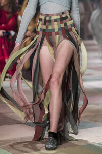 dior-hc-clp-rs19-1209.thumb.jpg.91e041e927d6dd9f5c5fb61e07948e3f.jpg