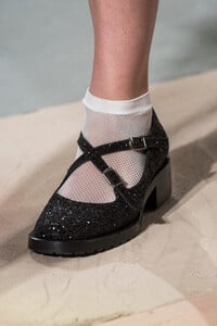 dior-hc-clp-rs19-1318.thumb.jpg.0d864426c1d61dd83c0467462fe3ff42.jpg