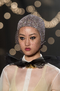 dior-hc-clp-rs19-1340.thumb.jpg.9925aec6cc6a0b2376b0f81520eba2a4.jpg