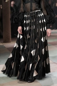 dior-hc-clp-rs19-1424.thumb.jpg.f6385f610f5aafd59fa2ab94e52e70c8.jpg