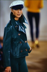 fashion-photography-archive-image-work-image----batch1----fullSize----103889_103889-27_0024_fs.jpg.thumb.jpg.ebbaa6e1c95d1ea999182f798118292f.jpg