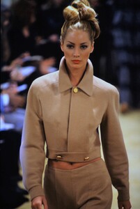 fashion-photography-archive-image-work-image----batch11WM----fullSize----103656_103656-2_0009_fs.jpg.thumb.jpg.4d06c4279be2fad00bab31e300565d74.jpg