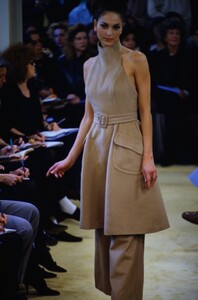 fashion-photography-archive-image-work-image----batch11WM----fullSize----103656_103656-2_0109_fs.jpg.thumb.jpg.2c4a0c93496e1869d4a6a9ff32b15727.jpg