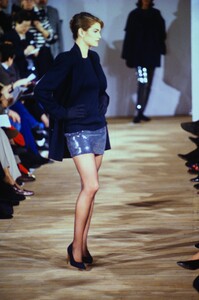 fashion-photography-archive-image-work-image----batch17----fullSize----104447_104447-43_0020_fs.jpg.thumb.jpg.cd4b2672053cf117e7e49489a0ff8730.jpg