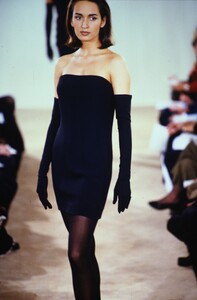 fashion-photography-archive-image-work-image----batch17WM----fullSize----104447_104447-72_0029_fs.jpg.thumb.jpg.92af3a9b5074a7267683e9c1fe47329c.jpg