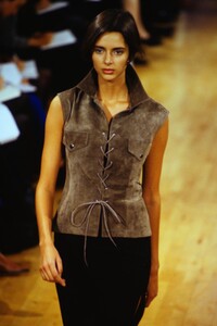 fashion-photography-archive-image-work-image----batch1WM----fullSize----103911_103911-52_0036_fs.jpg.thumb.jpg.0a3926c97928d50ff9cd7873fe4369e4.jpg