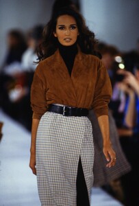 fashion-photography-archive-image-work-image----batch22WM----fullSize----104013_104013-1_0080_fs.jpg.thumb.jpg.8dd58c0b039f3ba21e1284560436d576.jpg