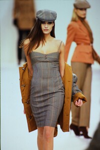 fashion-photography-archive-image-work-image----batch2WM----fullSize----103150_103150-3_0058_fs.jpg.thumb.jpg.9317e8cfbb004eb275d77a84a4472abc.jpg