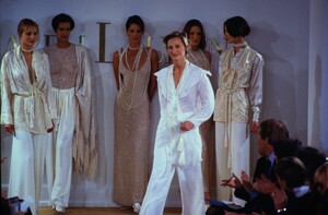fashion-photography-archive-image-work-image----batch2WM----fullSize----103891_103891-20_0195_fs.jpg.thumb.jpg.87fbdca99b6e556ee85290010ab352e6.jpg