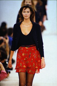 fashion-photography-archive-image-work-image----batch2WM----fullSize----103891_103891-22_0045_fs.jpg.thumb.jpg.324002ae369ac94bba2a17b4720094de.jpg