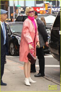 jaime-king-talks-about-injury-black-summer-03.jpg