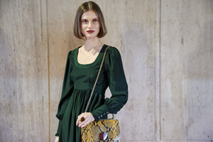 kate-spade-bks-rf19-1599.thumb.jpg.a2c3e4b3215b7c818483335e17cf5e1e.jpg