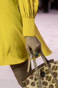 kate-spade-clp-rf19-1407.thumb.jpg.533dc236a87ee3d23d99a227c0840f20.jpg