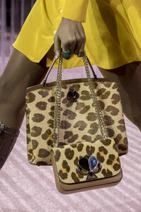 kate-spade-clp-rf19-1413.thumb.jpg.e3a5a0a798bad994068bf31da18161dd.jpg