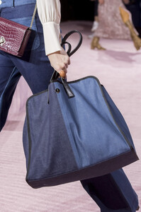 kate-spade-clp-rf19-1742.thumb.jpg.f22f54e027c7801b7b13d727071c679e.jpg