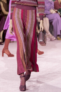 kate-spade-clp-rf19-2003.thumb.jpg.f7b4f90ce5623e249c8825ac32322ed8.jpg