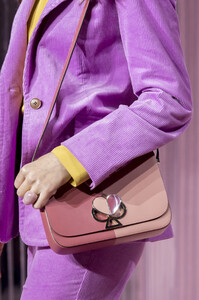 kate-spade-clp-rf19-2049.thumb.jpg.2915e75d76eff87274eff376ae2e61de.jpg
