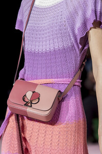 kate-spade-clp-rf19-2074.thumb.jpg.993691d7346dfa5dc122a918dbb2481f.jpg
