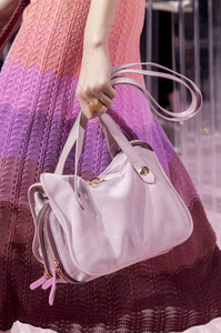 kate-spade-clp-rf19-2083.thumb.jpg.19aee42b550f3dbbeb812e01aa8a619e.jpg