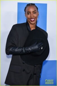 kelly-rowland-janelle-monae-support-little-cast-at-l-a-premiere-31.jpg