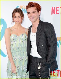 kj-apa-maia-mitchell-tyler-posey-the-last-summer-premiere-10.jpg