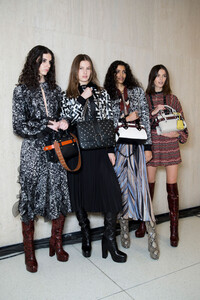 longchamp-bks-m-rf19-0246.thumb.jpg.38464efa8a7fbdff905229a036b09b2a.jpg